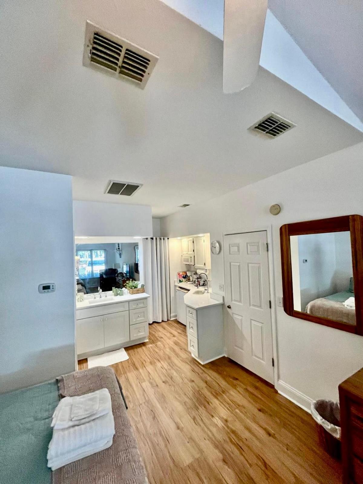 Beautiful Newly Remodeled Mini Suite At Sea Trail Resort Sunset Beach Buitenkant foto