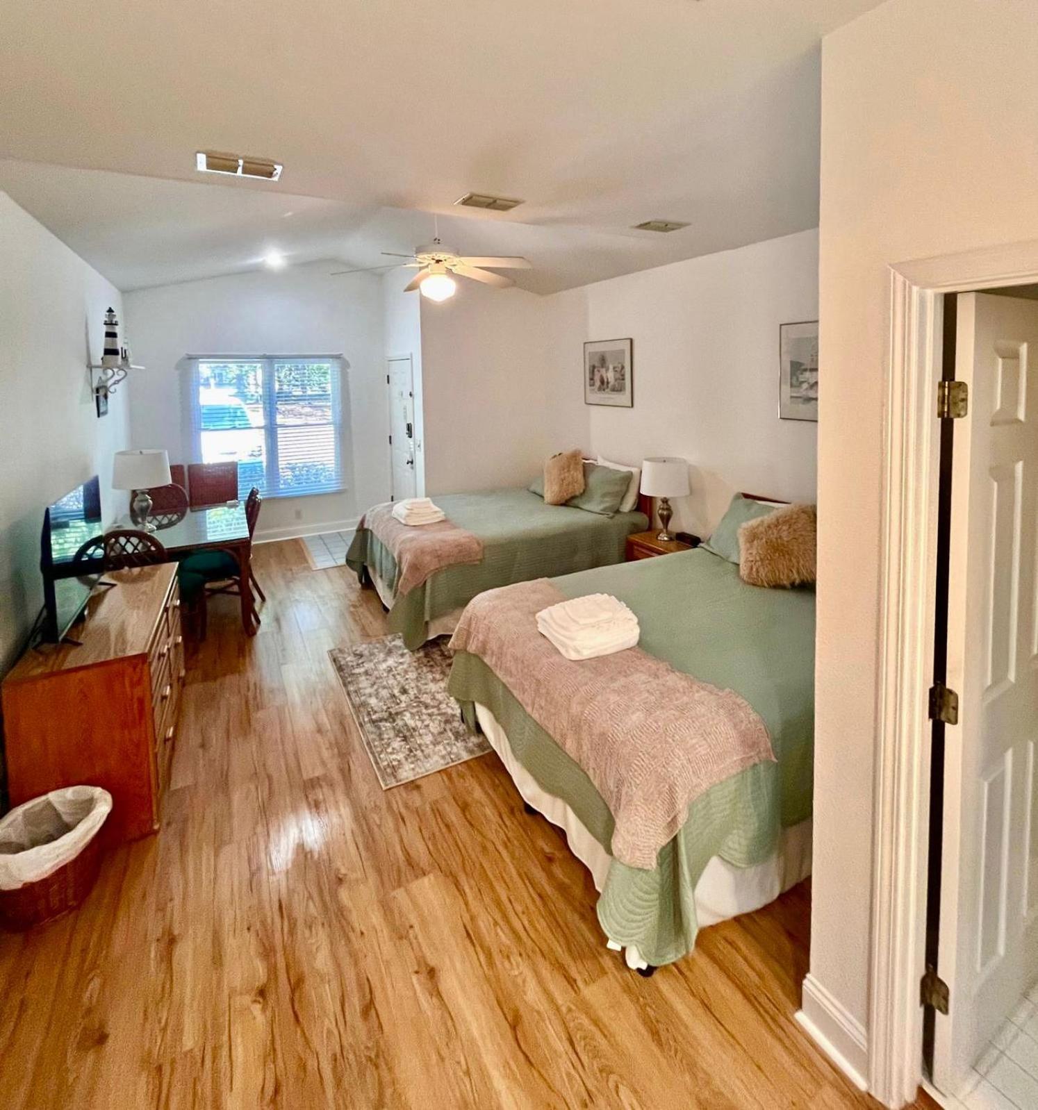 Beautiful Newly Remodeled Mini Suite At Sea Trail Resort Sunset Beach Buitenkant foto